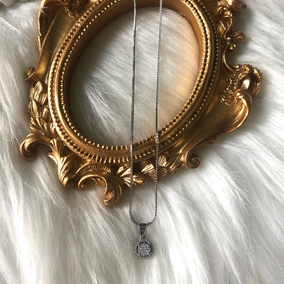 Engagement 18K White Gold Natural Diamond Pendant Necklaces - Picture 1 of 9